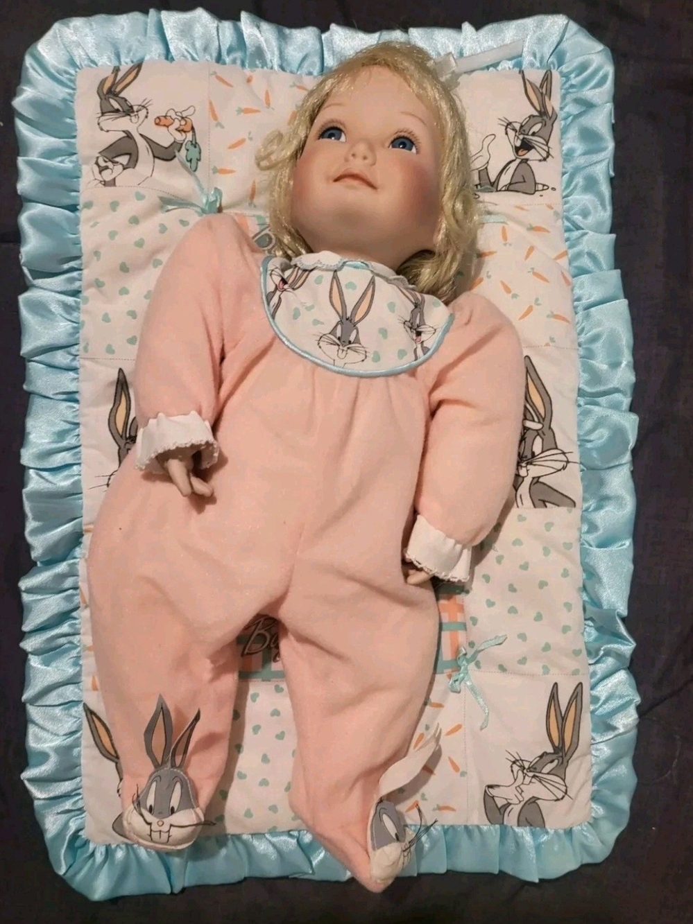 Ashton-Drake Some Bunny Loves You Looney Tunes Cuties Porcelain Doll 1998